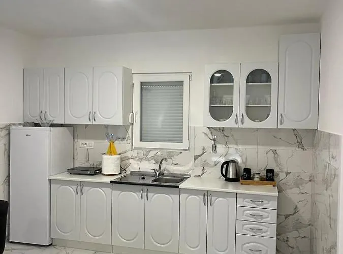 Knezevic * Podgoriçe