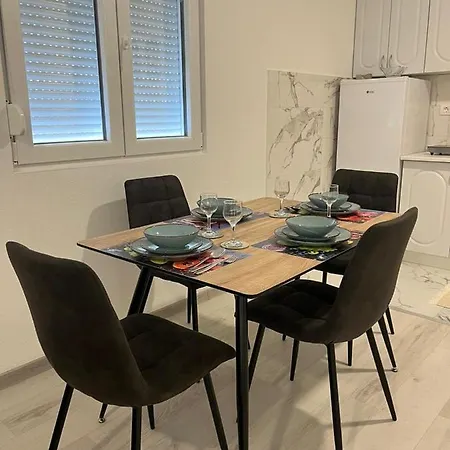 Knezevic Apartment